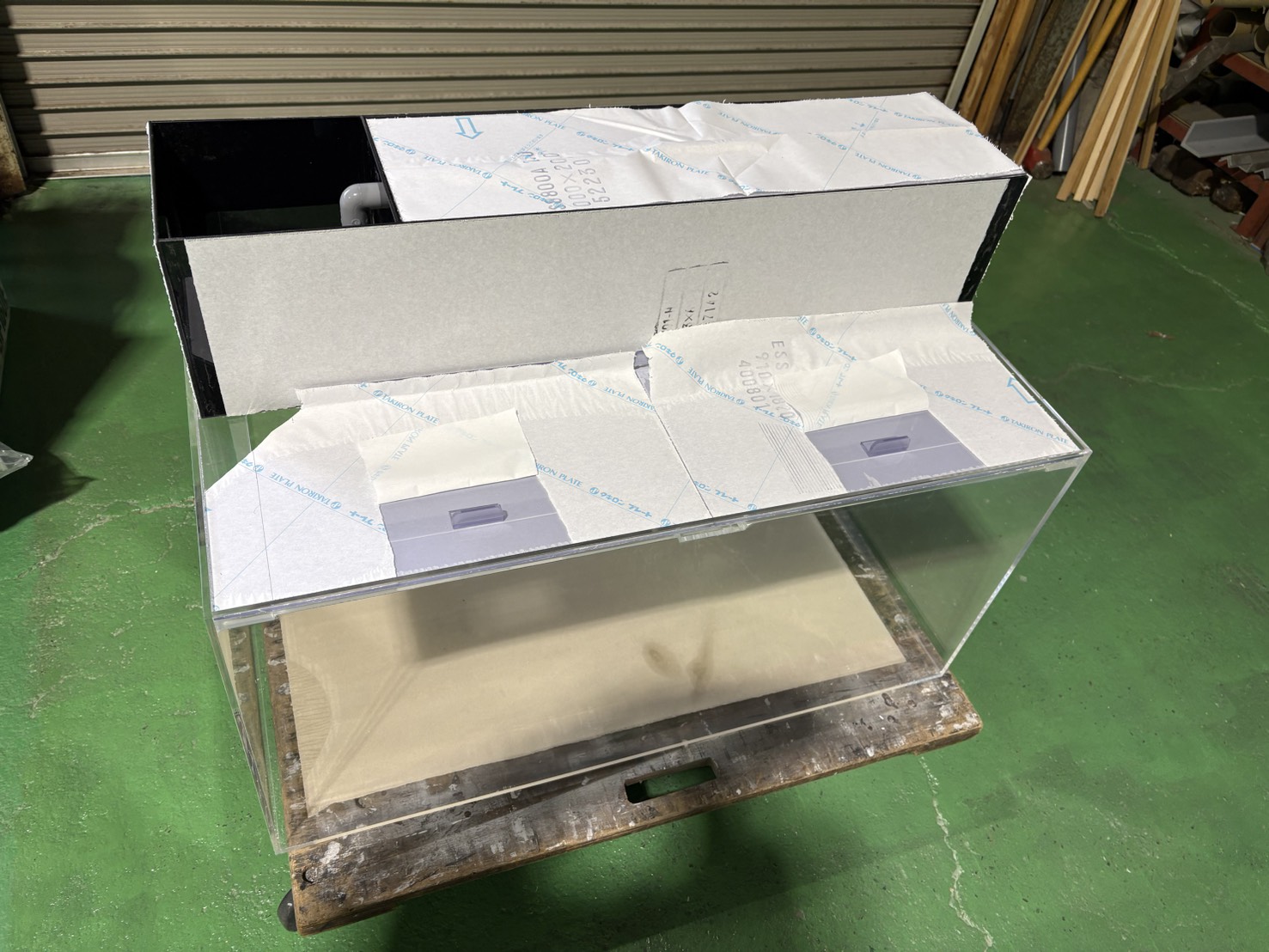 アクリル水槽/上部濾過槽